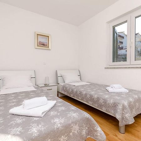 Apartman Mia Trogir Bagian luar foto
