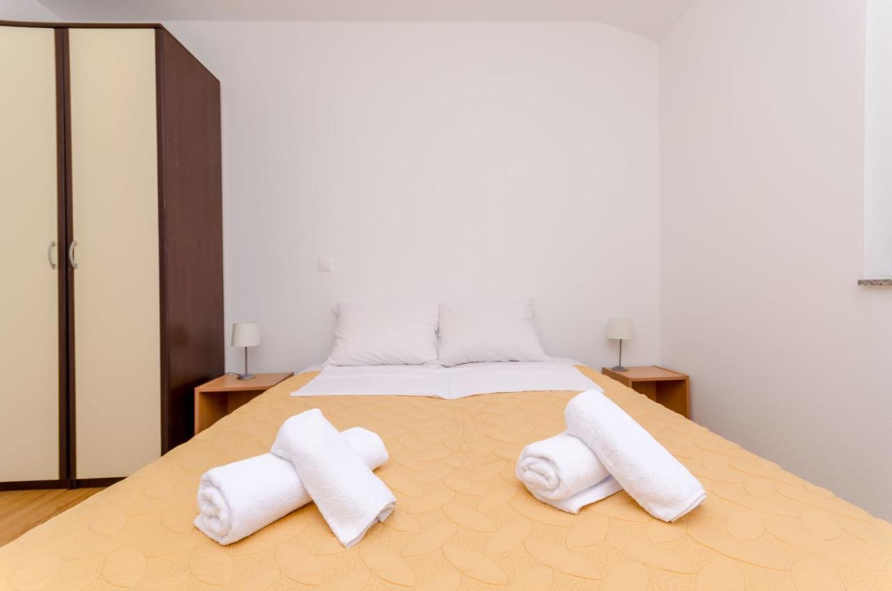 Apartman Mia Trogir Bagian luar foto