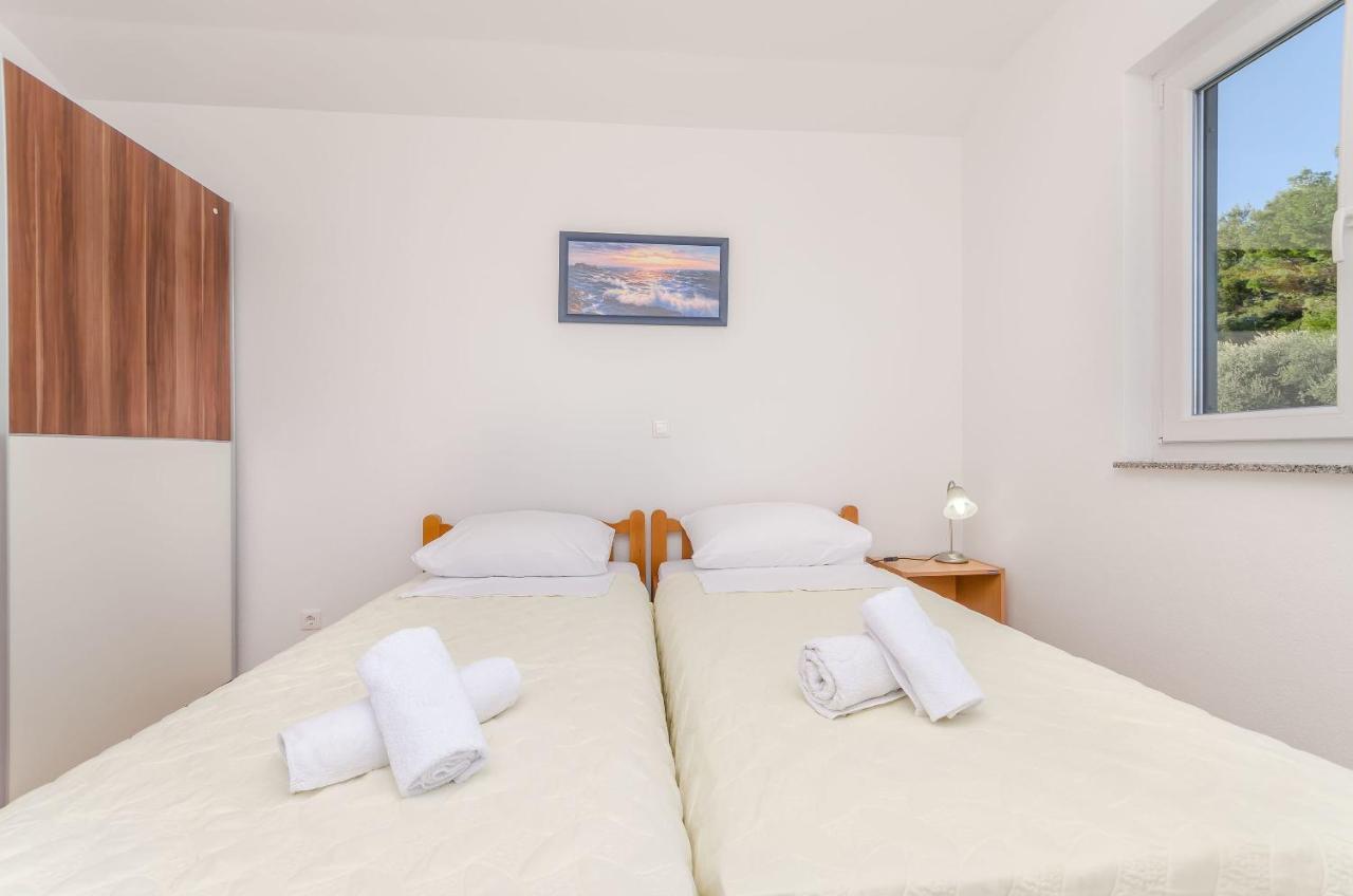 Apartman Mia Trogir Bagian luar foto